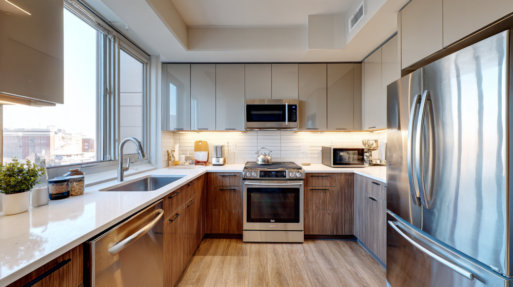 Mi Casa Cleaning Solutions  Mi Casa Cleaning Solutions Pristine Airbnb Kitchen Shot With A Wide Angle 16 C654e53f 2723 4b1c B4f5 99894ac77b56